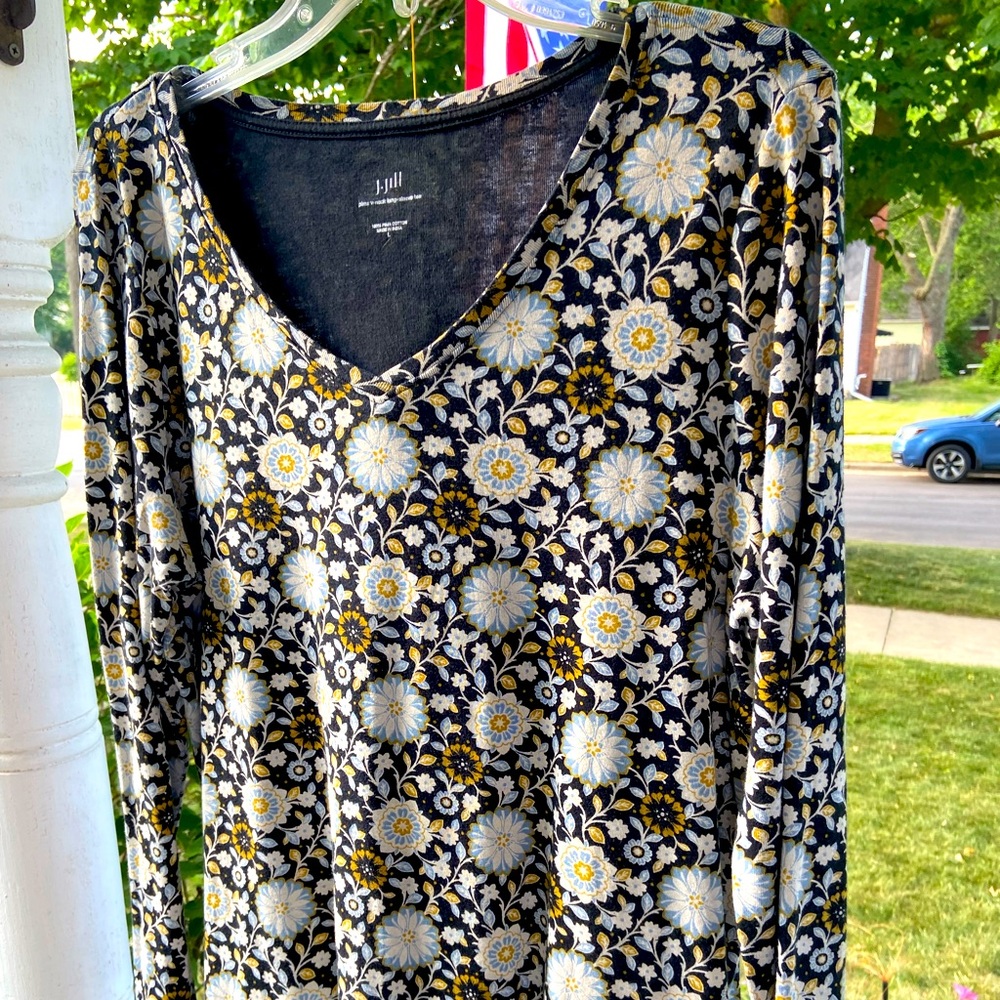J.Jill V-neck Cotton Tee, Large